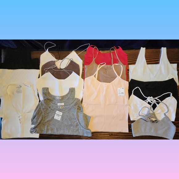 FREE PEOPLE INTIMATELY "MYSTERY" BOX H - Picture 3 of 4